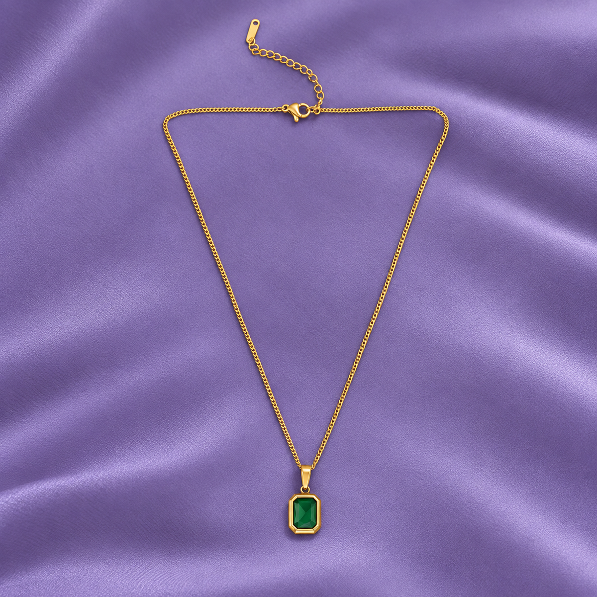Classic Emerald Necklace